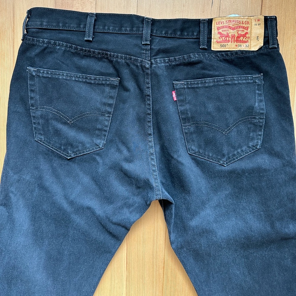 Levi’s 501 Button Fly Jeans Men’s 38x32 Straight Leg Black Made In Mexico - Picture 5 of 12